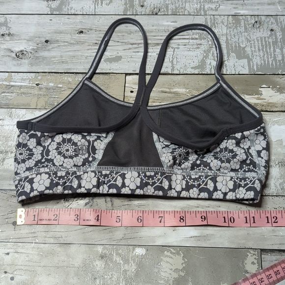 Lululemon Flow Y Bra IVTwiggy Printed Nimbus / Soot Light - Picture 5 of 5